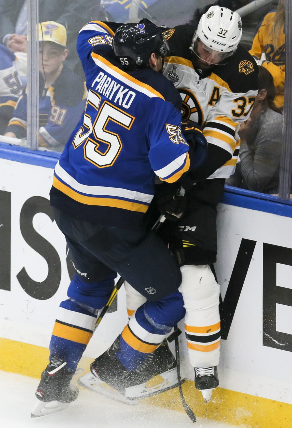 Blues fight for the cup in Game 6 of the Stanley Cup Finals